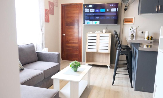 Lahug Apartment | 2-Bedroom Boutique City Condo - Newly Renovated!