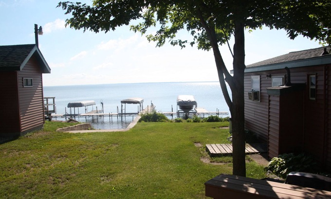 Battle Lake Cabin | 2-Bedroom Cabin On Otter Tail Lake - (Cabin #14) (1/2 Of Duplex)
