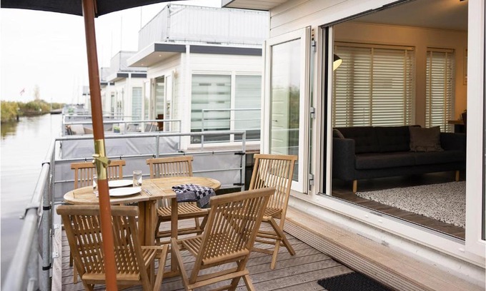 Municipality of Aalsmeer Boat Rental | 2 Bedroom Cozy Ship In Aalsmeer