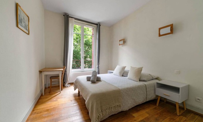Republique Apartment | 2-bedroom designer apartment, Thermes district