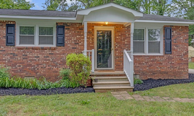 Arcadia House | 2-bedroom house - Safe & Quiet