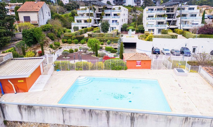 Les 3 Ponts House | 2 bedroom house with terrace, 2 parking spaces and swimming pool