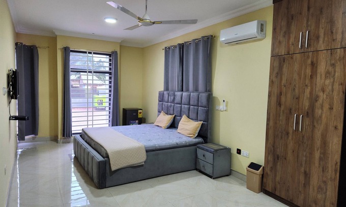 Adentan Villa | 2 Bedroom Jab Villa