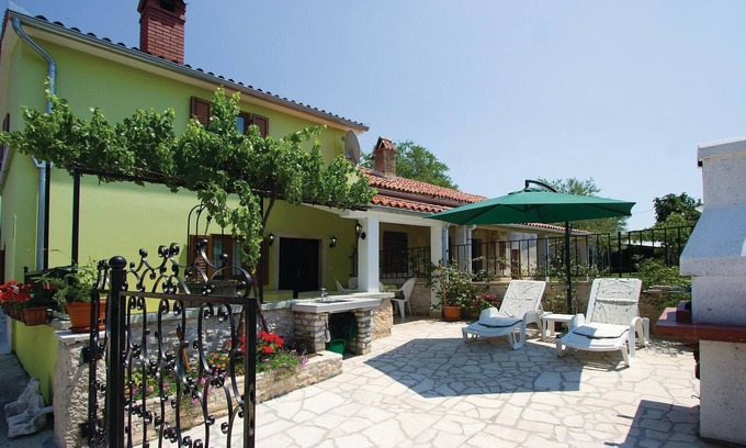 Belavici House | 2 bedroom lovely home in Belavici