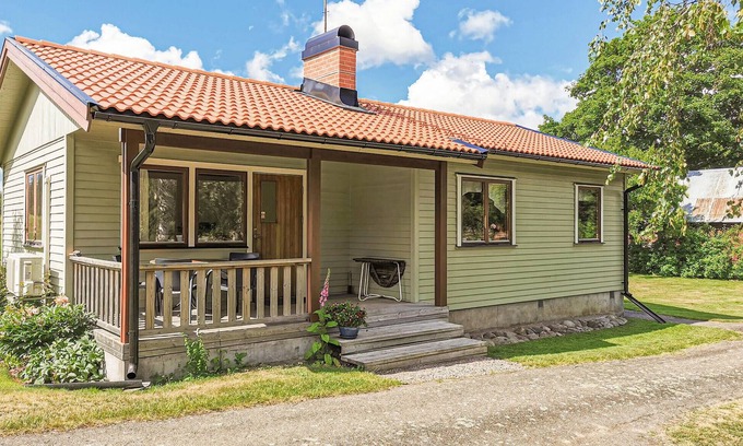 Ugglerum House | 2 bedroom lovely home in Läckeby