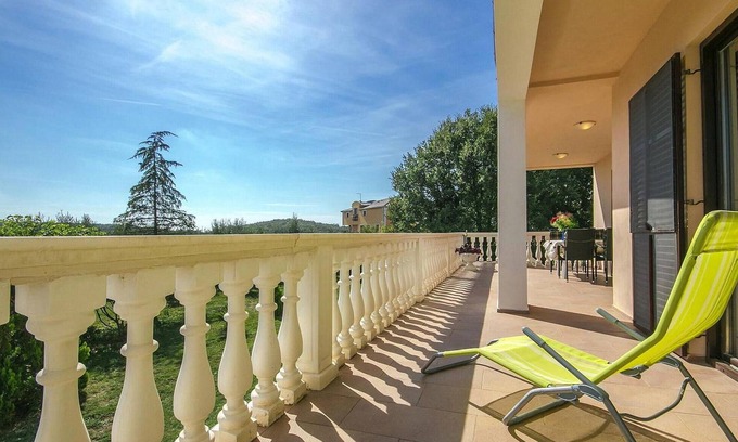 Vrvari Apartment | 2 bedroom nice apartment in Porec