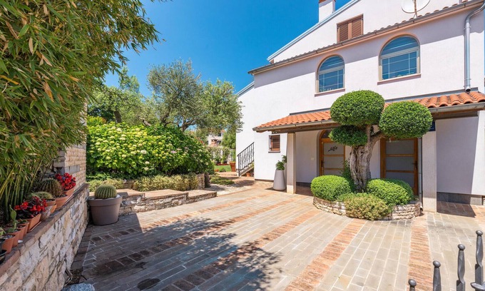 Rovinj Apartment | 2 bedroom nice apartment in Rovinj