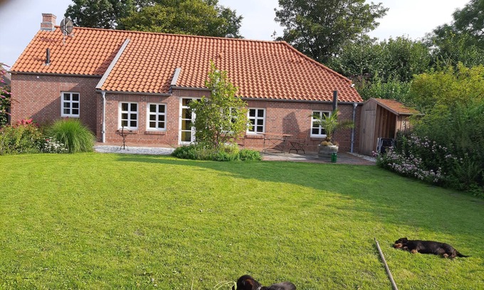 Groothusen House | 2 bedroom private vacation home in krummårn