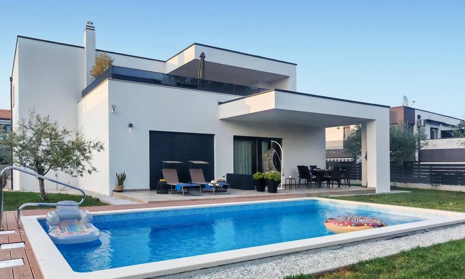 Vrvari Apartment | 2 bedroom stunning apartment in Porec