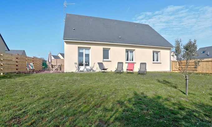Creances House | 2 bedroom stunning home in Créances