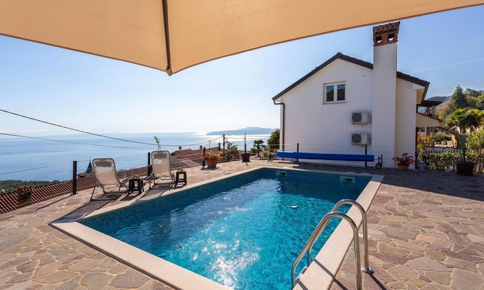 Opatija House | 2 bedroom stunning home in Icici