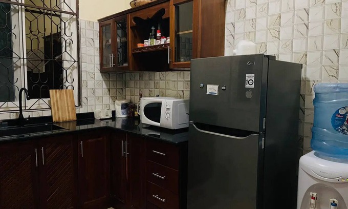 Mbezi Beach House | 2 Bedrooms Cozy Apartment Wi-Fi Hot Shower Netflix