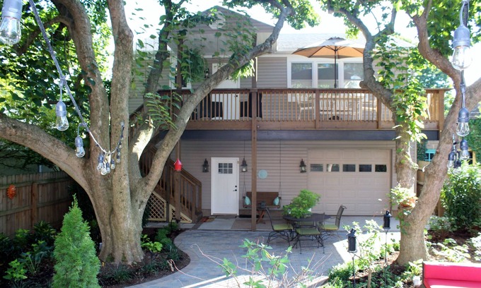 Cherokee Triangle House | ☼ 2 Bedrooms New/Elegant/Calm in HIP Highlands ► Walkable