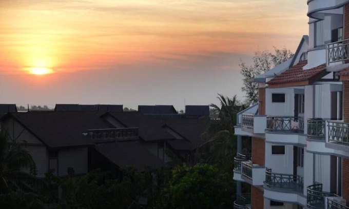 Kuala Teriang Apartment | 2 BR Apartment with Mountain View