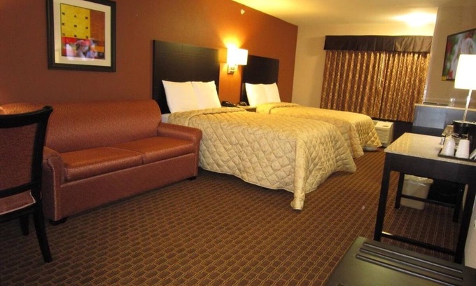 Monmouth Junction Hotel | 2 Comfortable Units, Free Breakfast, Close to Major Malls & Movie Theaters!