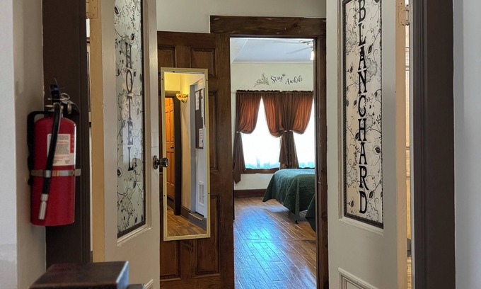 Blanchardville Hotel | 2 Comfortable Queen Beds & Hot Shower at an affordable price.