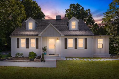 High Point House | 2 King Bed Home, perfect for HPU, Furniture Market