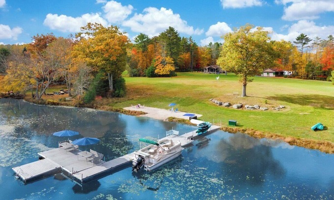 Highland Lake Cottage | 2 Lake Cabins | Pool+HotTub | Game Room | 23acs