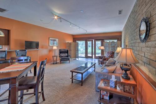 Prescott House | 2 Mi to Courthouse Plaza Prescott Cottage