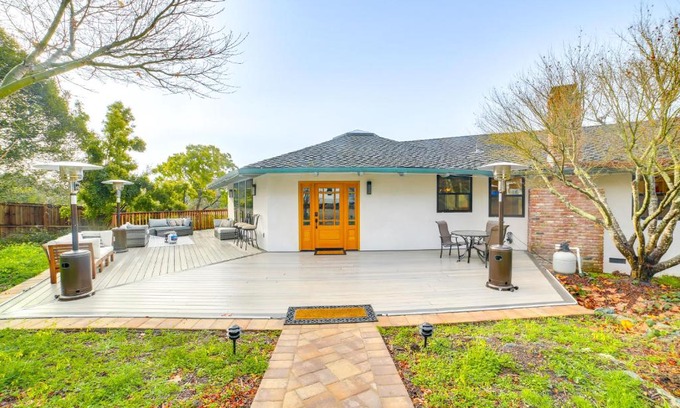 Aptos House | 2 Mi to Ocean Pet-Friendly Abode in Aptos!