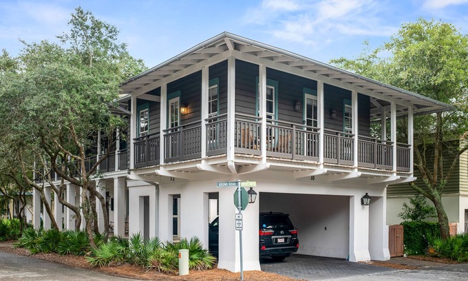 Rosemary Beach House | 2 Min to Beach, Heated Pool + Rosemary Town Square! Carriage House South of 30A