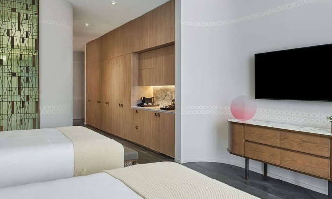 Brickell Hotel | 2 Modern Queen Rooms | SLS LUX w/Rooftop Pool, Tennis & Fine Dining