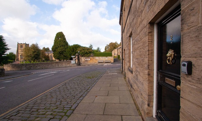 South Charlton House | 2 Percy Cottages, minutes walk from Alnwick Castle