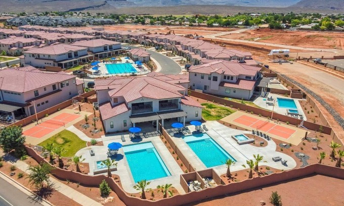 Santa Clara House | 2 Private Pools, Hot Tubs, Sport Courts, Fire Pits!