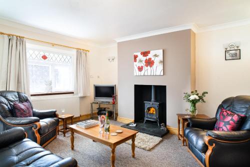 Llanybri House | 2 Rock Cottage Llansteffan