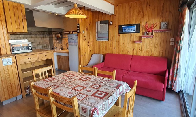 Cognet Apartment | 2-room duplex apartment 51 m²/Alpe d'Huez/upper station (high cognet)/2 *