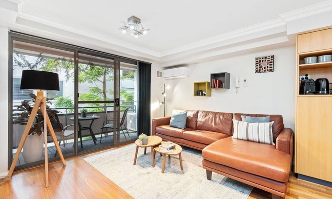 West Perth Apartment | 2 Royal Rest Quality 2BR West Perth- parking