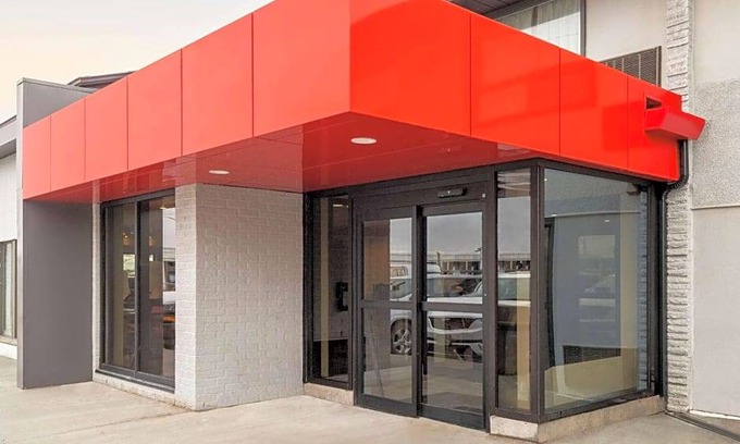 Cummings Hotel | 2-Star Hotel ∙ Comfort Inn Ottawa East