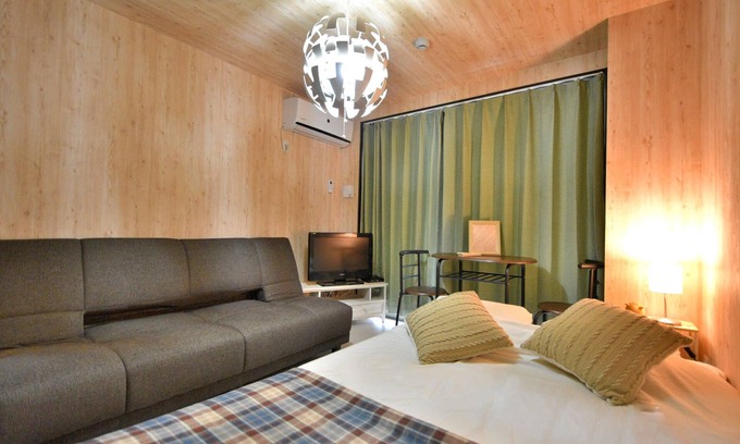 Nishinari Apartment | 2 stations to Namba&Direct connected to Kansai Airport and Umeda with FREE-WIFI!