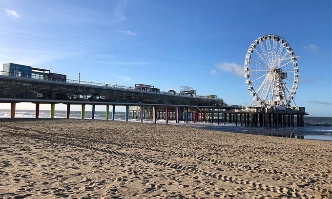 Scheveningen Badplaats Hotel | 2 units in Prime location near city center, Seaside Pier and local sites