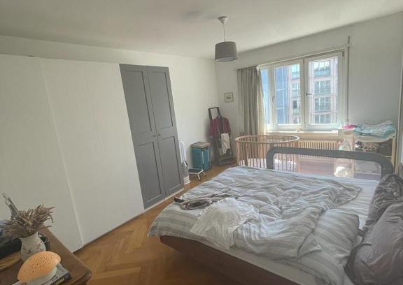 Enge Apartment | 2-Zimmer-Wohnung im Zentrum bei Enge in Seenähe