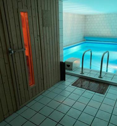 Seth Apartment | 2 Zimmer Wohnung Pool u. Sauna Zugang möglich