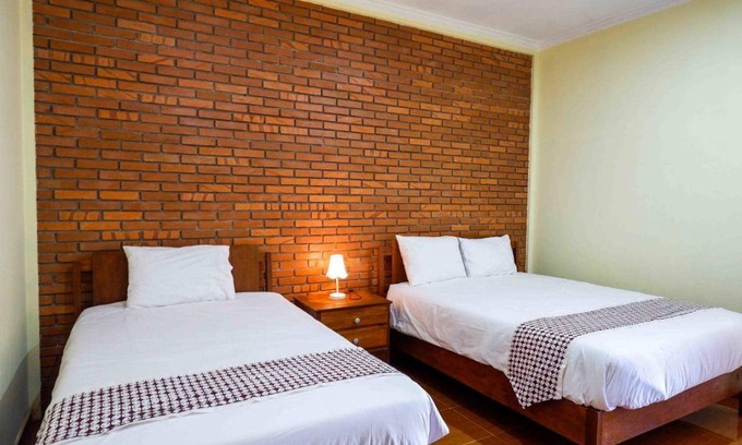 Borobudur Hotel | 20 m² Hotel ∙ 3 guests