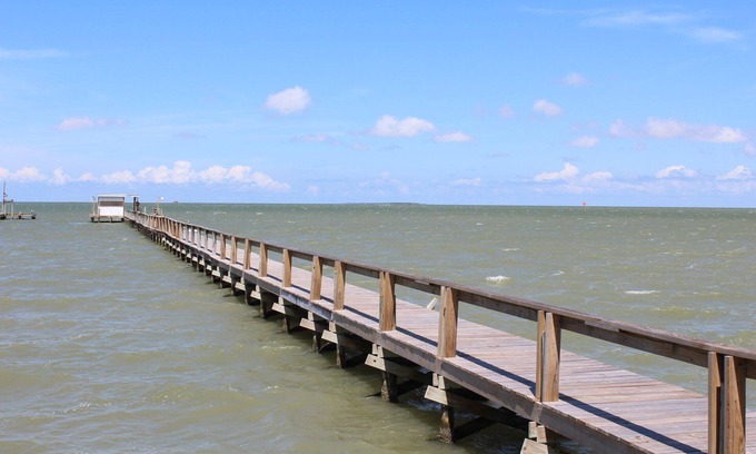 Port Mansfield Cottage | 200 North Shore - Cozy Waterfront Cottage! Excellent Fishing!
