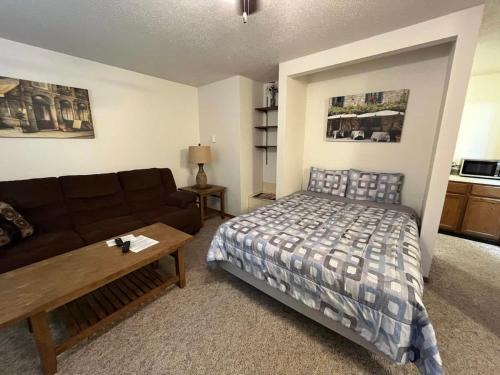 Tomah Apartment | 201 E Veterans St Apt G by Patriot Properties