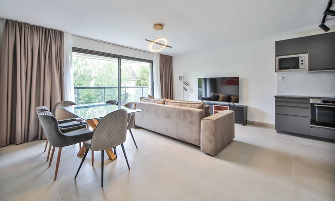 La Varenne Saint-Hilaire Apartment | 202 71 Blue Nights Appartement Appartement de Luxe