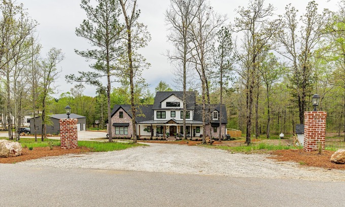 Appling House | 2026 Masters Week & Women’s Amateur Available! Sleeps 17! 20mins from Aug Natl!