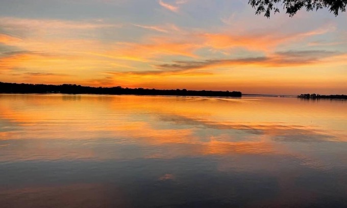 Alburg House | #21 Isle View - Fishing, Sunsets, Beaches, Golfing