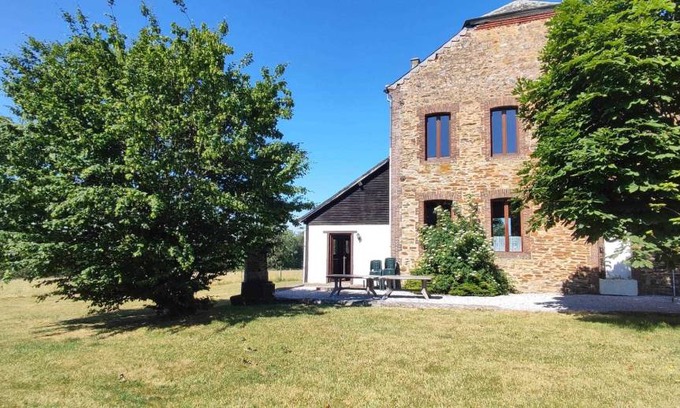 Brognon House | 216 m² Gîte ∙ 5 bedrooms ∙ 15 guests