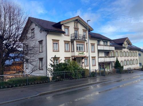 Haslen House | 22 - Gästehaus Erika - Hundwil - Appenzellerland