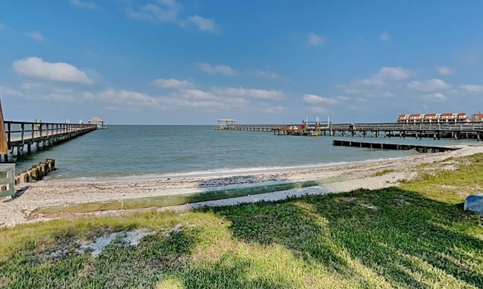 Harbor Oaks House | 222 m² House ∙ 4 bedrooms ∙ 14 guests