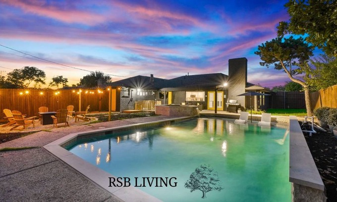 Northwest Dallas House | 223 m² House ∙ 6 bedrooms ∙ 20 guests