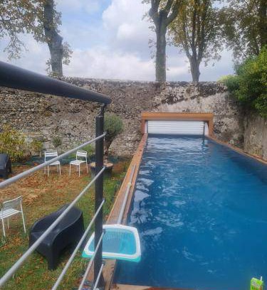 Vernou-sur-Brenne House | 225 m² House ∙ 7 bedrooms ∙ 19 guests