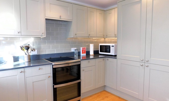 Southrepps Cottage | 23 Chapel Street - This lovely link-detached house is set in the heart of the countryside village o