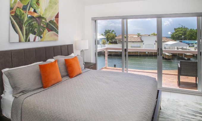 Jolly Harbour House | 247B Waterfront Villa on South Finger, Jolly Harbo