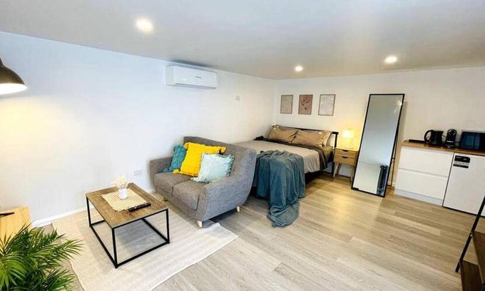 Mornington Apartment | 25 m² Apartment ∙ 1 bedroom ∙ 2 guests